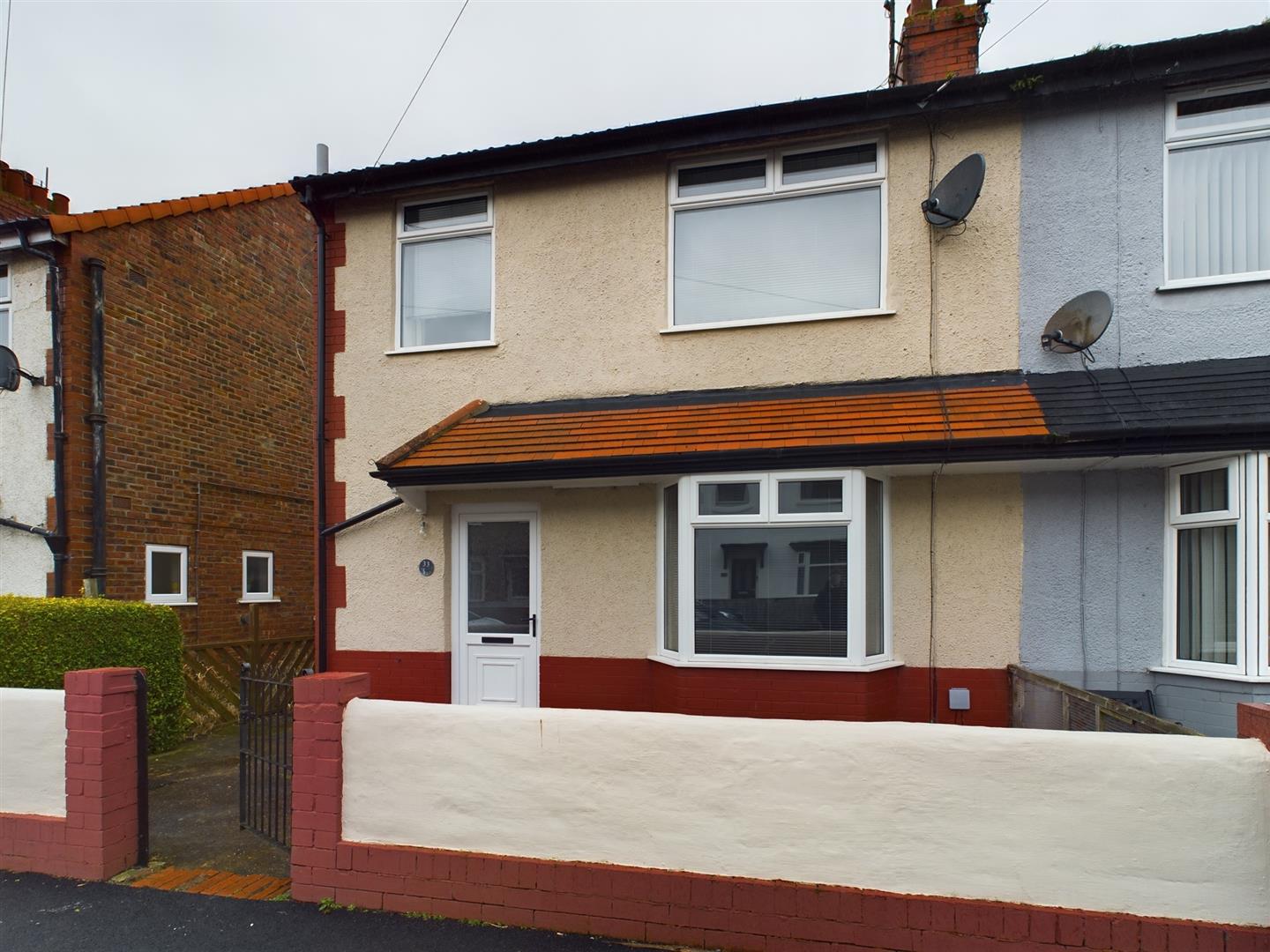 Hermitage Road, Bridlington Belts Estate Agents